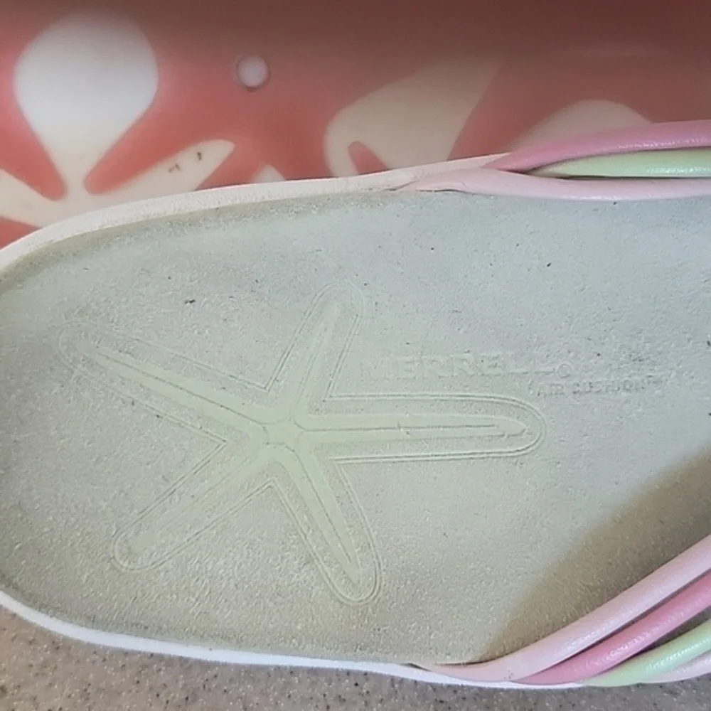 MERRELL‎ LEATHER FLIP FLOPS SANDALS (sz 8)